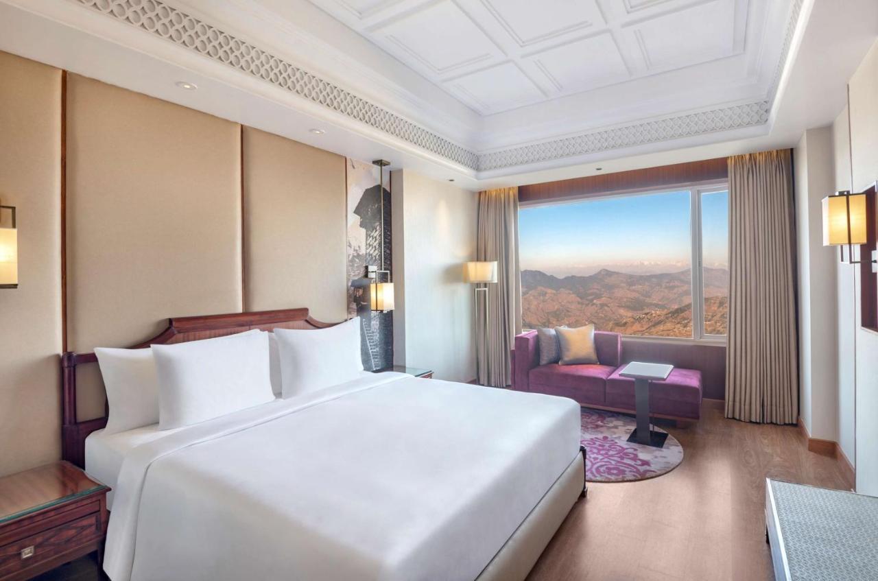 Radisson Kufri Hotel ชิมลา ภายนอก รูปภาพ