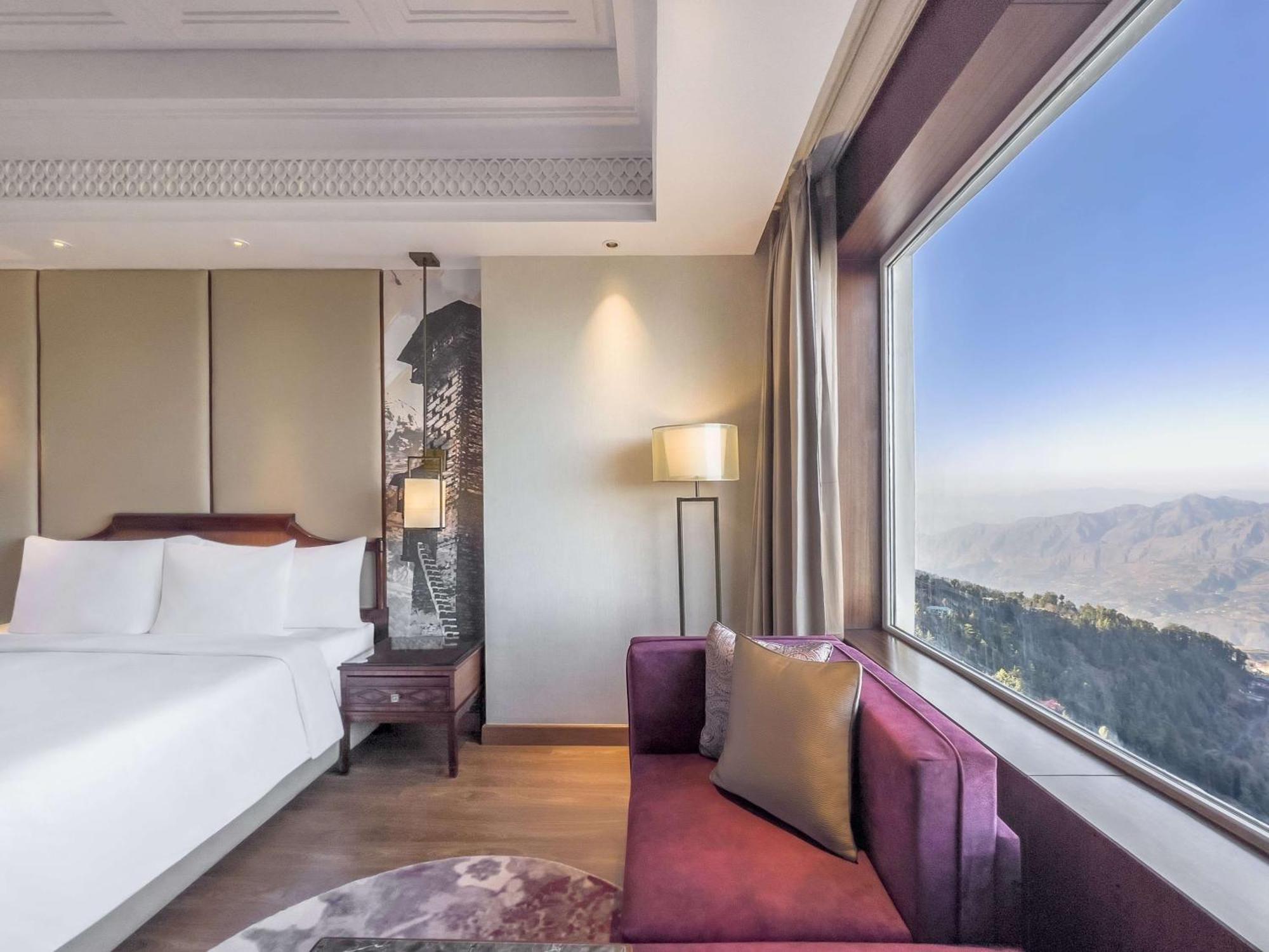 Radisson Kufri Hotel ชิมลา ภายนอก รูปภาพ